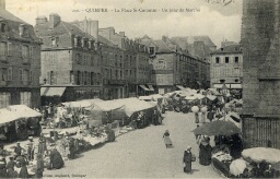 /medias/customer_2/29 Fi FONDS MOCQUE/29 Fi 640_La Place Saint Corentin un jour de Marche en 1906_jpg_/0_0.jpg
